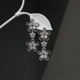 Petal Waltz Earrings [Shimmering Season]