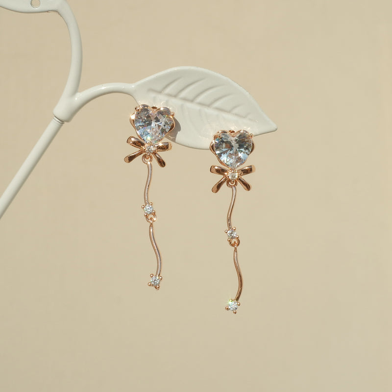 Floating Heart Earring [Shimmering Season]