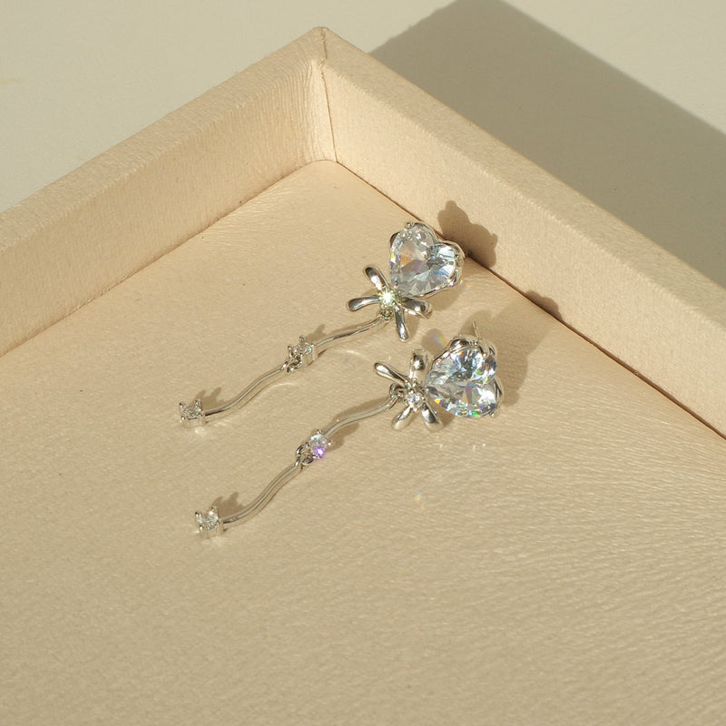 Floating Heart Earring [Shimmering Season]