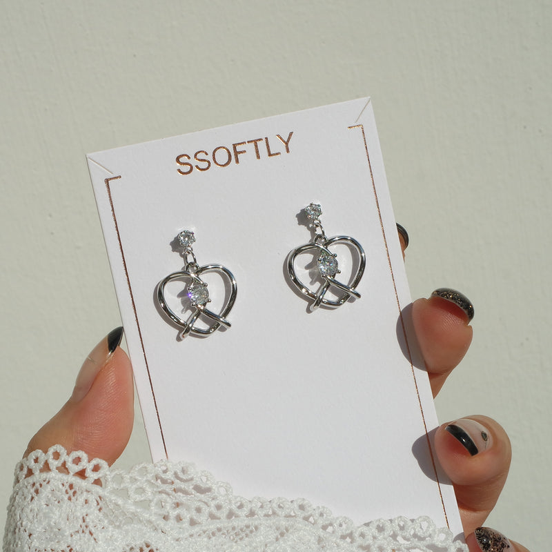 Knotted Love Earrings [Shimmering Season]